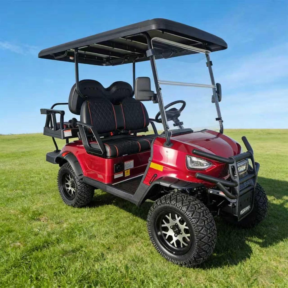 The Centennial Evolution of Golf Carts: From Transportation Tools to Intelligent Vehicles